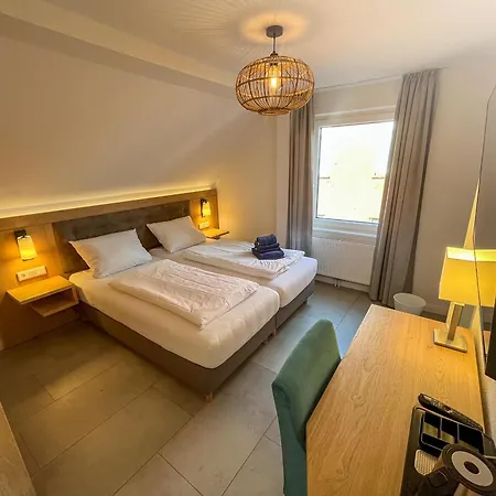 Haus Antina 5 Homestay